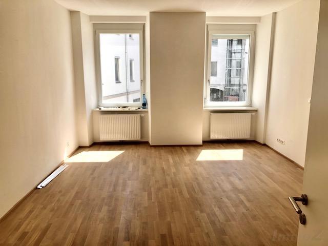 Wohnung zum Mieten: 8020 Graz - Wohn-/Essbereich mit offener Küche