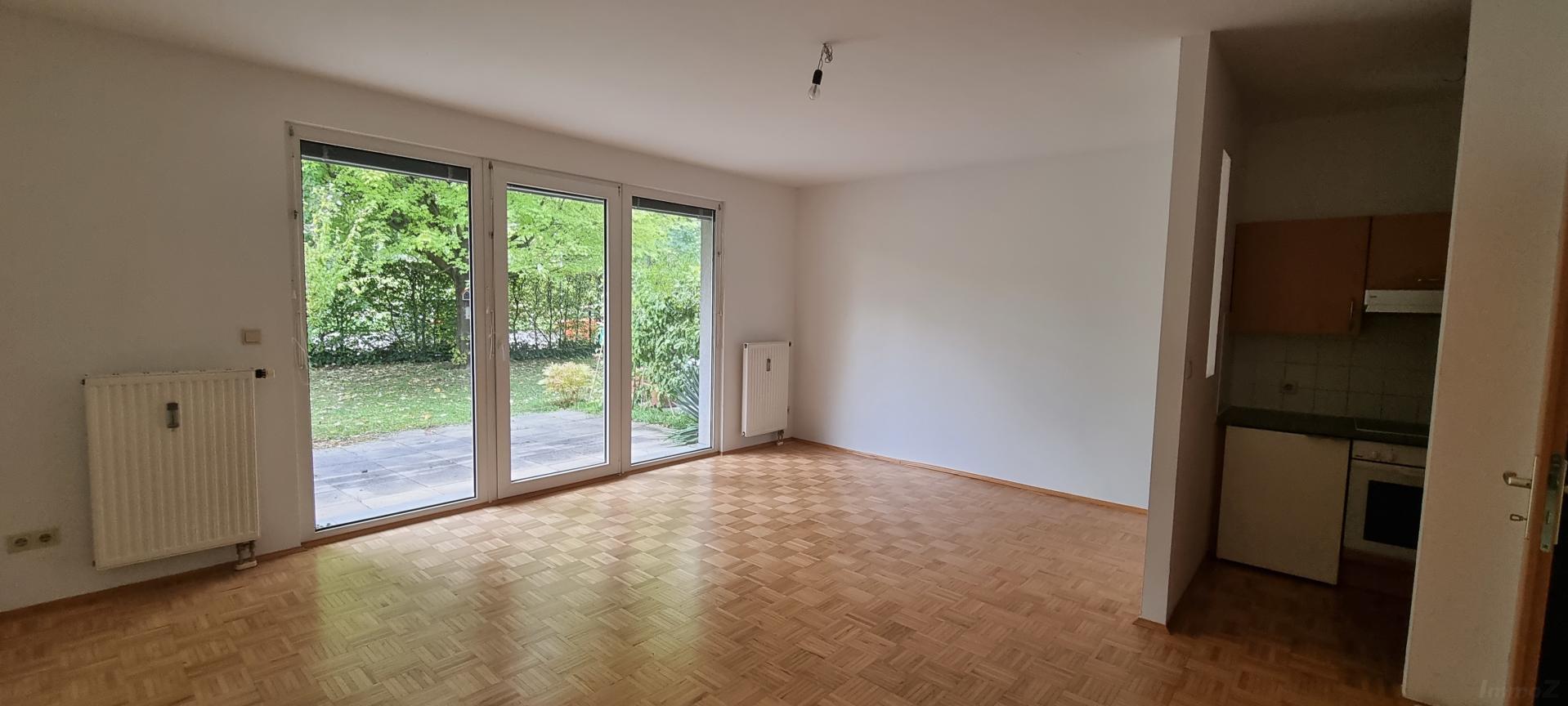 Wohnung zum Mieten: 8010 Graz,03.Bez.:Geidorf - SSK W004 Wohnzimmer-Terrasse