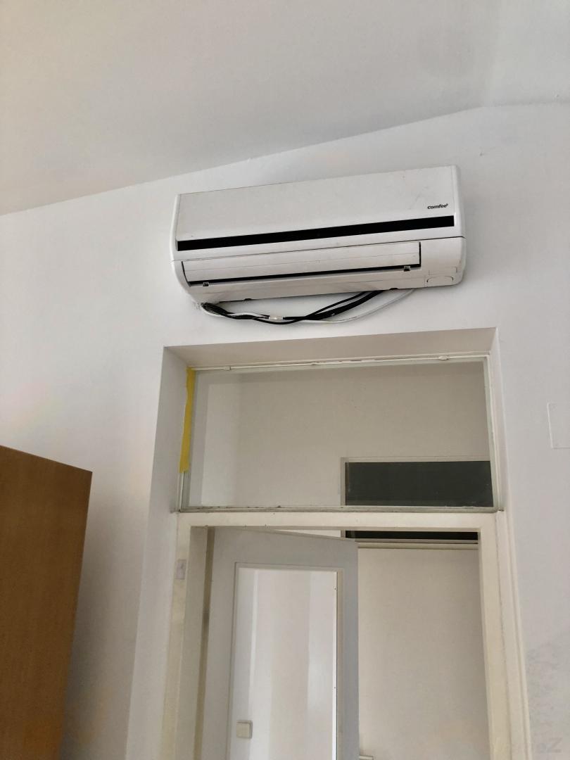 Wohnung zum Mieten: 8052 Graz - Klimaanlage im Wohnzimmer