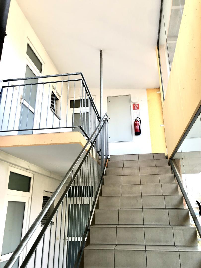 Wohnung zum Mieten: 8052 Graz - Stiegenhaus