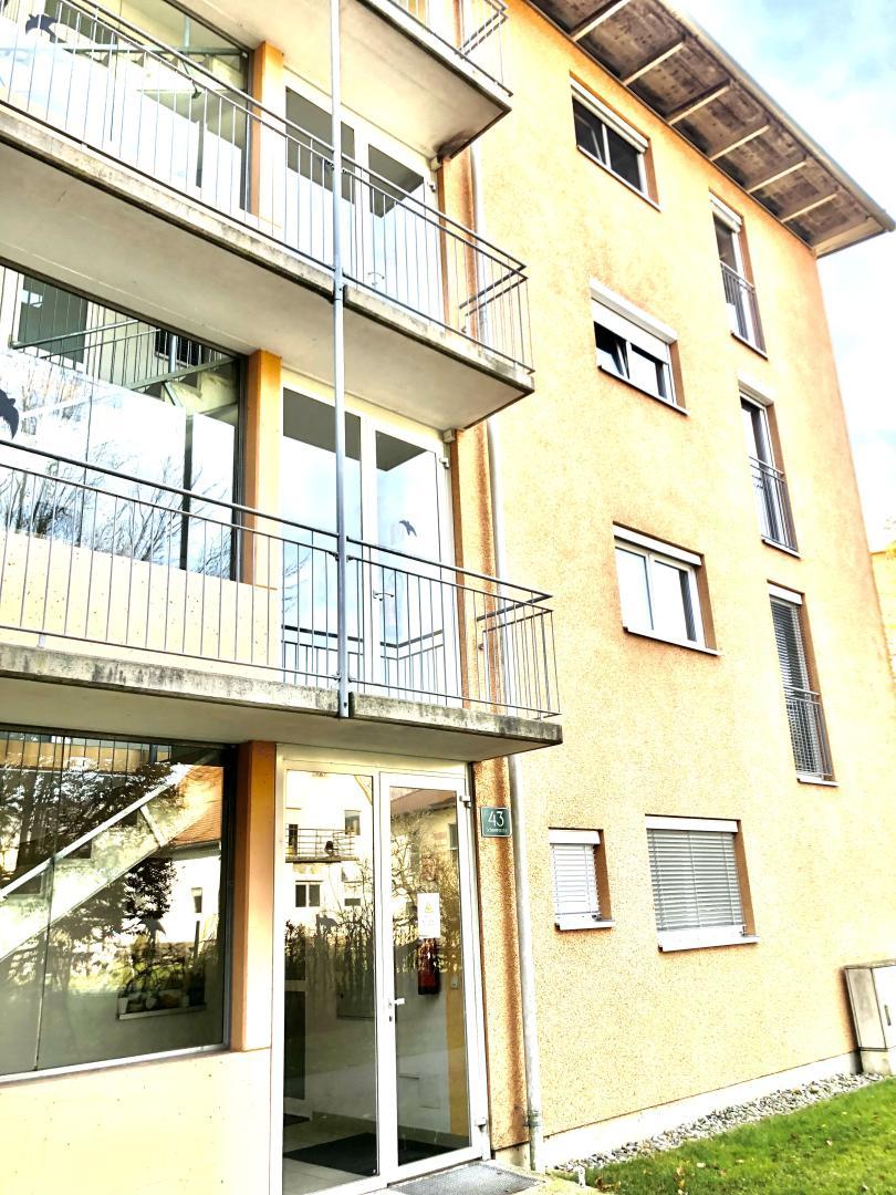 Wohnung zum Mieten: 8052 Graz - Ansicht Haus