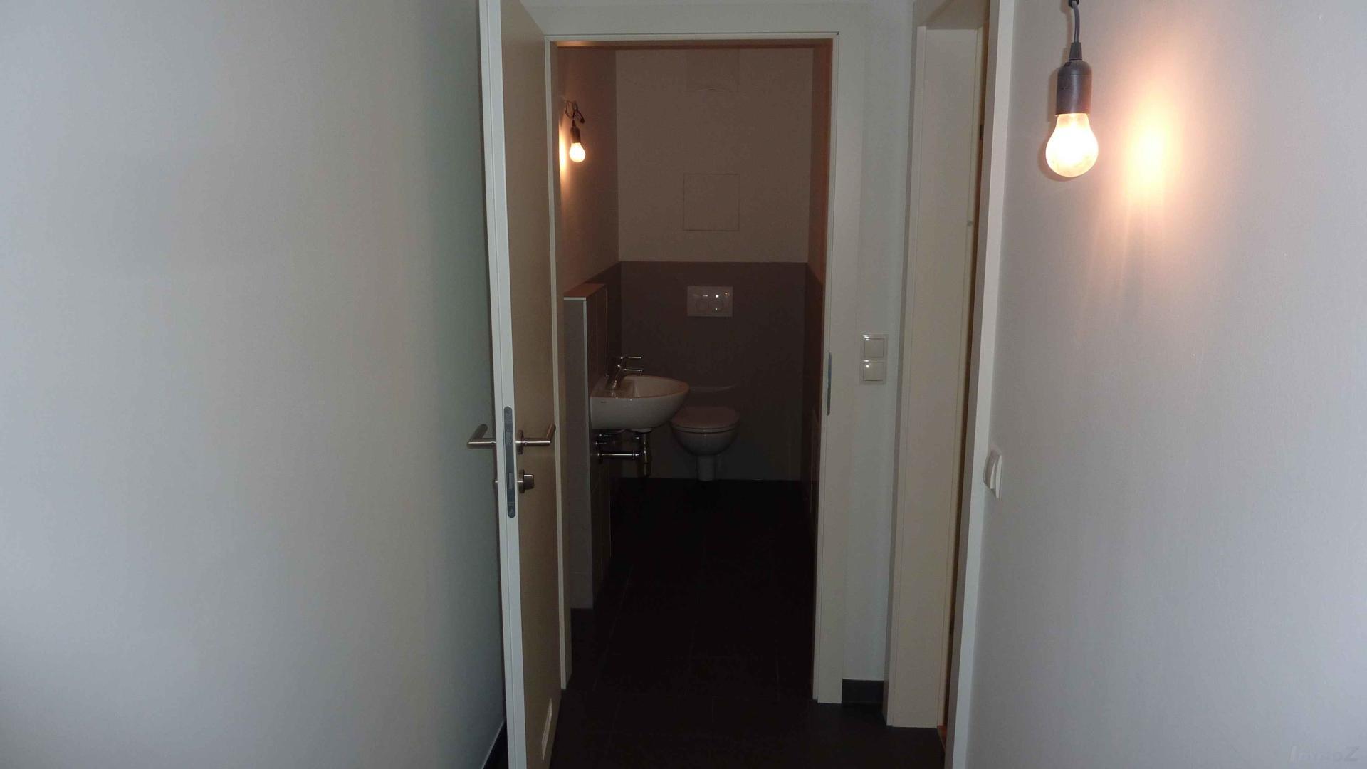 Wohnung zum Mieten: 8010 Graz - P5 Vorraum WC