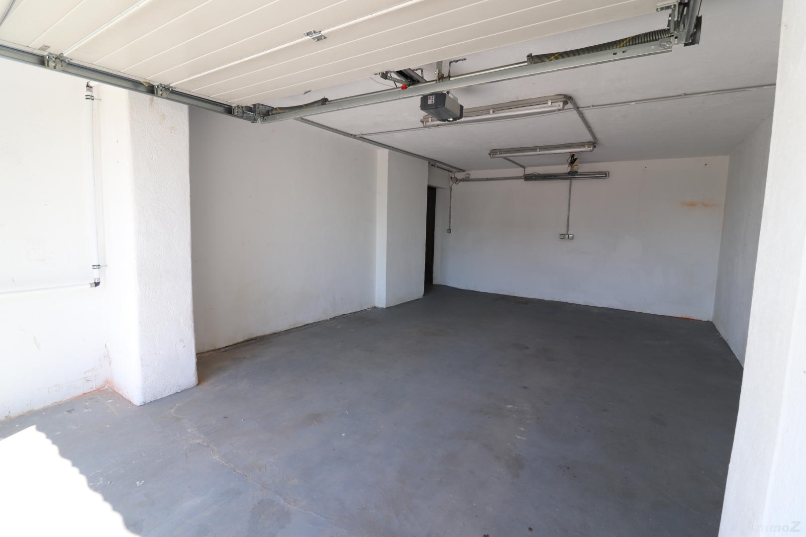 Wohnung zu kaufen: 8074 Grambach - Garage 1
