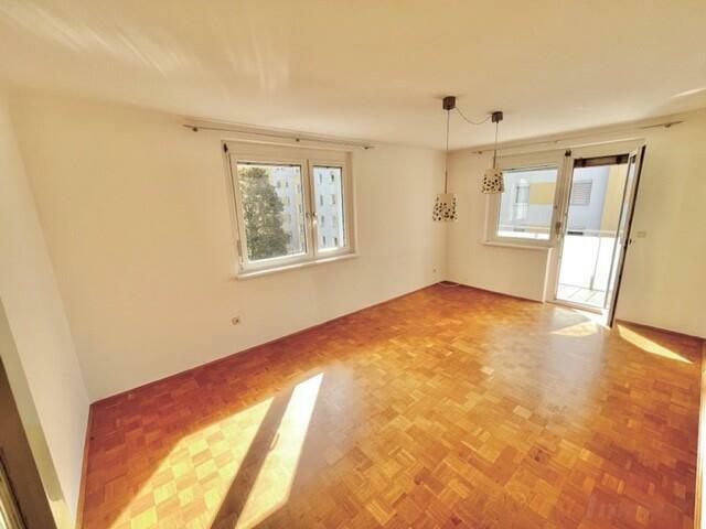Wohnung zu mieten: 8010 Graz - Wohnzimmer - 22 m²